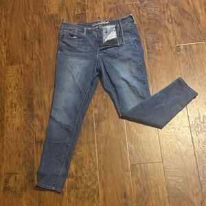 Universal Thread Dark Blue Skinny Jeans
